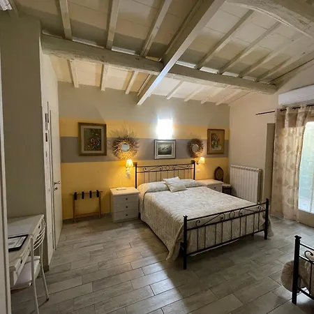 Il Lavandeto - In The *